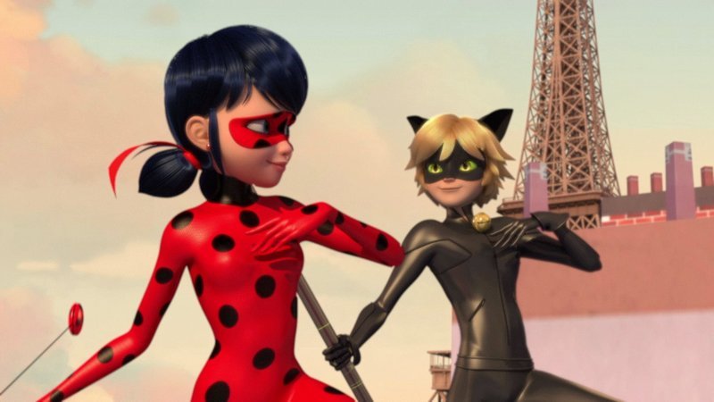 L-R: Ladybug, cat Noir – Bild: Disney Channel