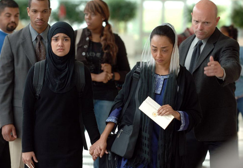 Crossing Over - Der Traum von Amerika – Bild: ARD Degeto/​Weinstein/​Dale Robinette