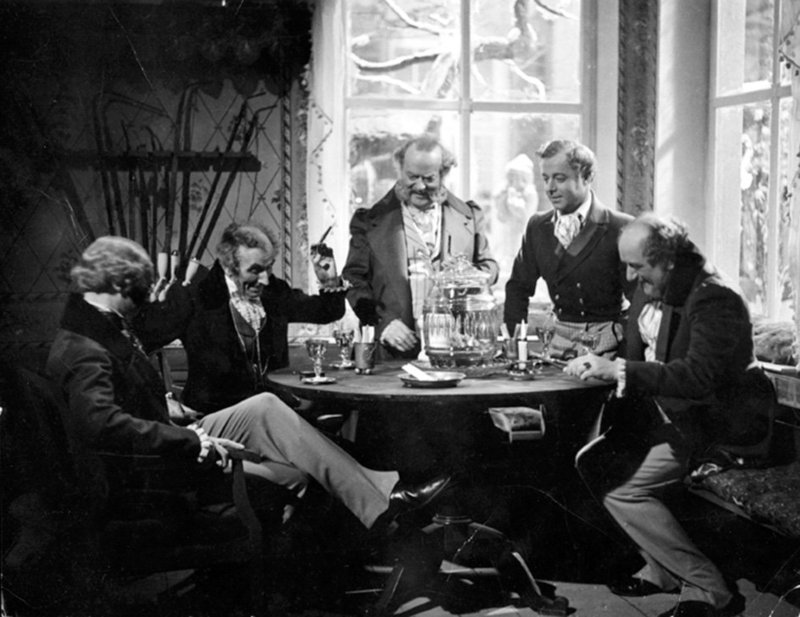 Kleider machen Leute – Bild: ORF