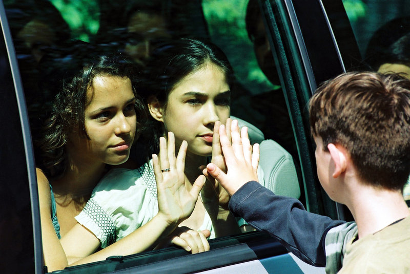 Out of Reach – Bild: Franchise Pictures Lizenzbild frei