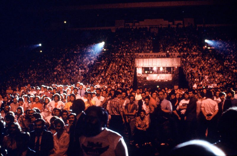 Das Publikum in Moskau, Leningrad und Tiflis ist begeistert von Billy Joels Konzert. – Bild: ARTE France /​ © dcdrights.com