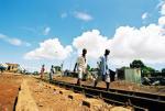 Afrika, frühmorgens – Bild: arte Afrika, frühmorgens – Bild: arte