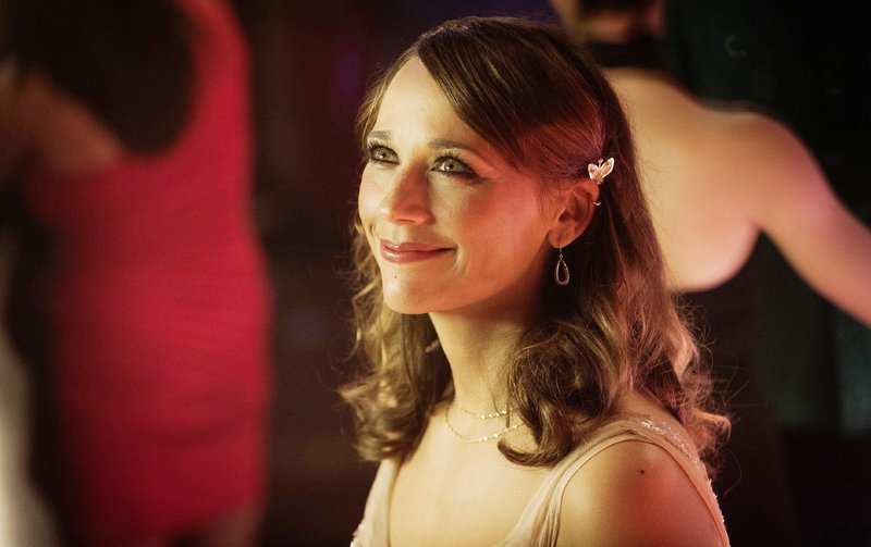 Julia (Rashida Jones) – Bild: TVNOW / 2019 STUDIOCANAL G Julia (Rashida Jones) – Bild: TVNOW / 2019 STUDIOCANAL G