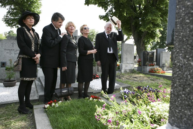 Echte Wiener - Die Sackbauer-Saga – Bild: Servus TV /​ BonusFilm