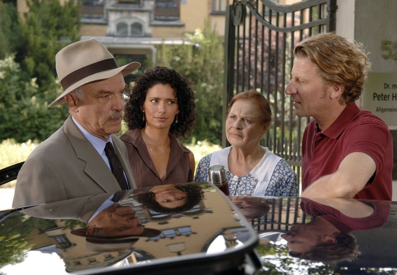 Liebe ist das schönste Geschenk – Bild: ARD Degeto/​Bitta Krehl