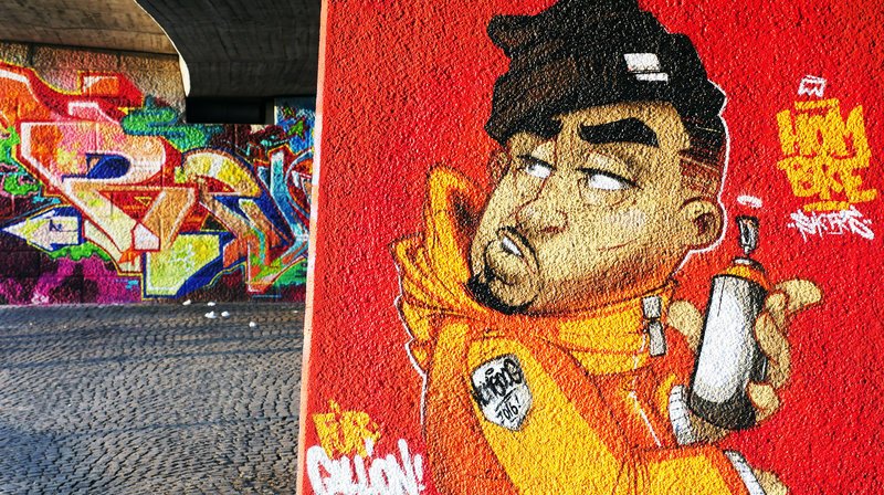 Graffiti in Mannheim, nicht alle sind illegal gesprayt. – Bild: SWR/​ Along Mekong Productions