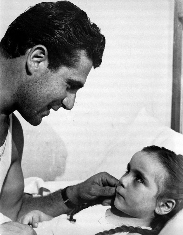 Gastone Renzelli (Spartaco), Tina Apicella (Maria). – Bild: arte Gastone Renzelli (Spartaco), Tina Apicella (Maria). – Bild: arte