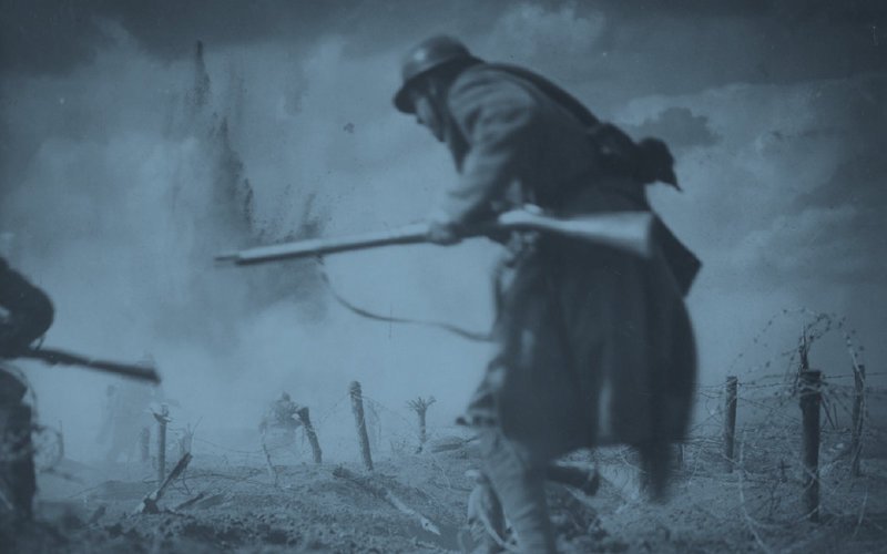 Vier deutsche Soldaten erleben 1918 nach einer kurzen Ruhephase wieder den Alltag des Grabenkrieges an der Front in Frankreich. – Bild: ZDF und Fritz Arno Wagner; Deutsche Kinemathek