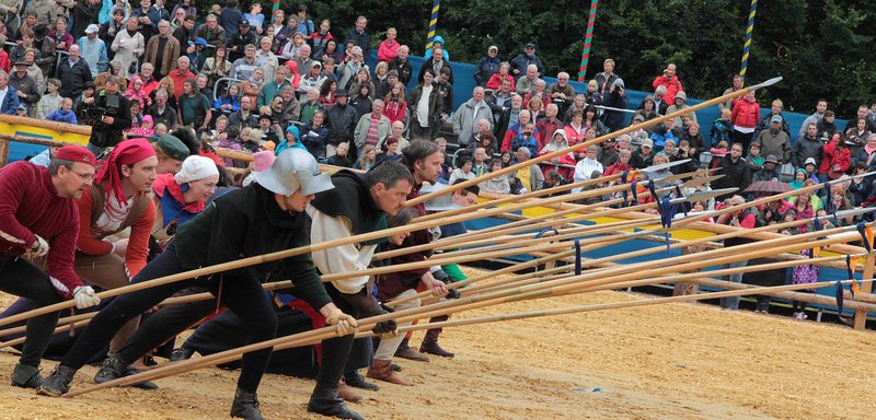 Termin : Ritterspiele in St.Wendel
Vorführung- Lanze – Bild: N24 Doku Termin : Ritterspiele in St.Wendel
Vorführung- Lanze – Bild: N24 Doku
