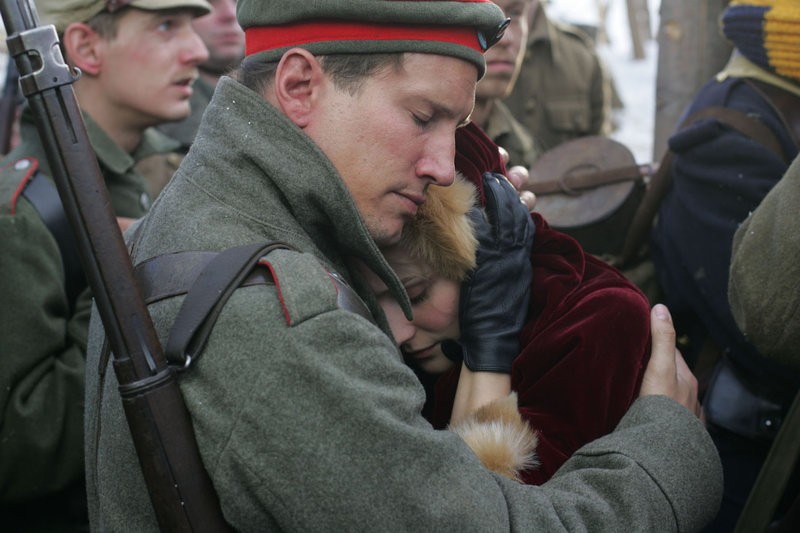 Merry Christmas – Bild: Wild Bunch