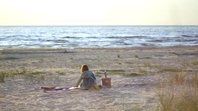 „Dorit“ an einem zukünftigen Strand in Riga, Lettland. – Bild: BR/​Tuomo Hutri