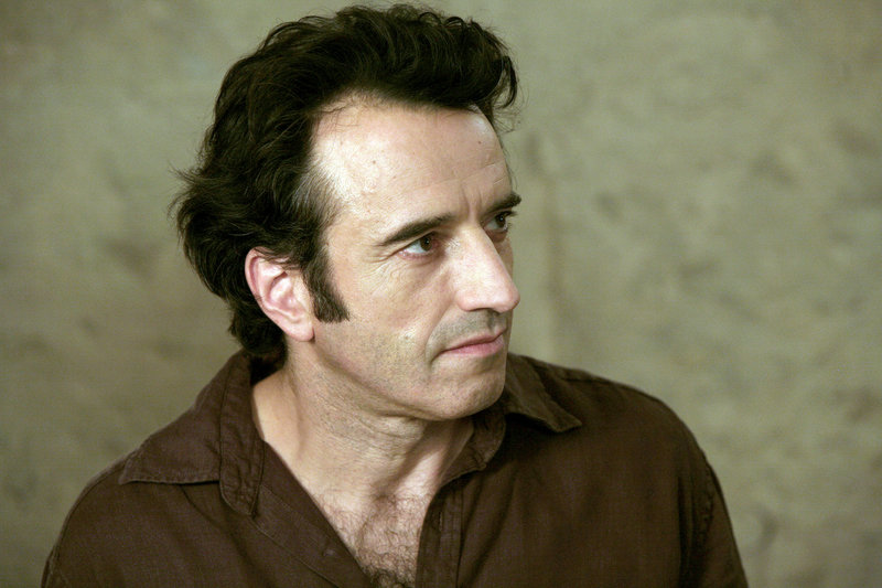 Um Bank und Kragen – Bild: ARTE France Honorarfreie Verwendung nur im Zusammenhang mit genannter Sendung und bei folgender Nennung „Bild: Sendeanstalt/​Copyright“. Andere Verwendungen nur nach vorheriger Absprache: ARTE-Bildredaktion