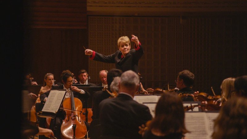 Dirigentin Marin Alsop. – Bild: ORF Dirigentin Marin Alsop. – Bild: ORF