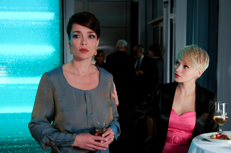 Aglaia Szyszkowitz (Vera), Mavie Hörbiger (Melli). – Bild: ORF Aglaia Szyszkowitz (Vera), Mavie Hörbiger (Melli). – Bild: ORF