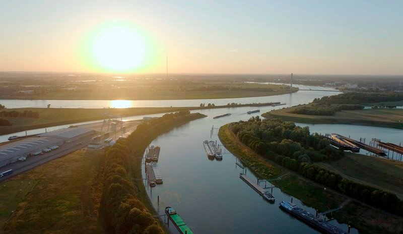 Bei Wesel münden Wesel-Datteln-Kanal und die Lippe in den Rhein. – Bild: WDR/2Pilots Filmproduktion Bei Wesel münden Wesel-Datteln-Kanal und die Lippe in den Rhein. – Bild: WDR/2Pilots Filmproduktion