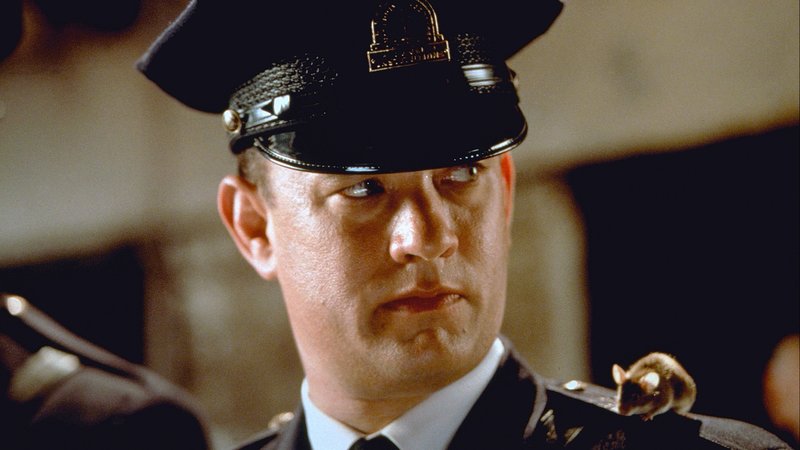 Paul Edgecomb (Tom Hanks) hat die oberste Aufsicht im TodestraktPaul Edgecomb (Tom Hanks) hat die oberste Aufsicht im Todestrakt – Bild: RTL II Paul Edgecomb (Tom Hanks) hat die oberste Aufsicht im TodestraktPaul Edgecomb (Tom Hanks) hat die oberste Aufsicht im Todestrakt – Bild: RTL II