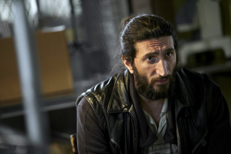 Easy Money 2: Mach sie fertig – Bild: ZDF und Lena Garnold