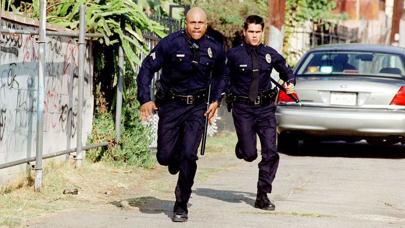 Sergeant Kay (LL Cool J, li.) und Officer Jim Street (Colin Farrell, re.) – Bild: RTL Zwei