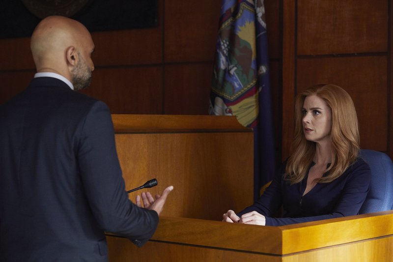 Ally Rafferty Suits (US) S07E10: Donna (Donna) – fernsehserien.de