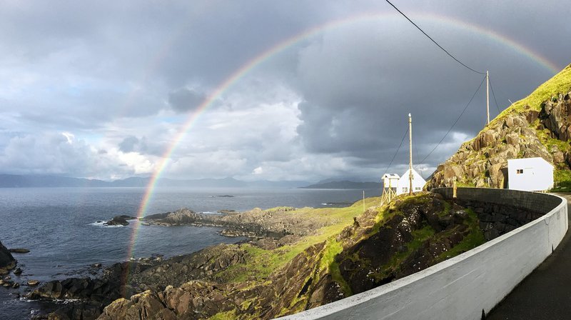 NDR Fernsehen 125 JAHRE HURTIGRUTEN, am Freitag (30.03.18) um 20:15 Uhr. Das Wetter an der Hurtigroute ist launisch und oft rau. Ob im Sommer oder im Winter. Trotzdem traumhaft schön. Weitere Fotos erhalten Sie auf Anfrage. © NDR/​Kristin Prüßing, honorarfrei – Verwendung gemäß der AGB im engen inhaltlichen, redaktionellen Zusammenhang mit genannter NDR-Sendung bei Nennung „Bild: NDR/​Kristin Prüßing“ (S2). NDR Presse und Information/​Fotoredaktion, Tel: 040/​4156⁠–⁠2306 oder -2305, pressefoto@ndr.de – Bild: phoenix/​NDR/​Kristin Prüßing