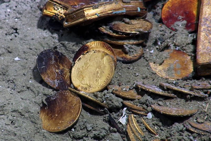 DOK: Schatzsuche unter Wasser 600’000 Goldmünzen mussten dem spanischen Staat zurückgegeben werden. SRF – Bild: SRF2