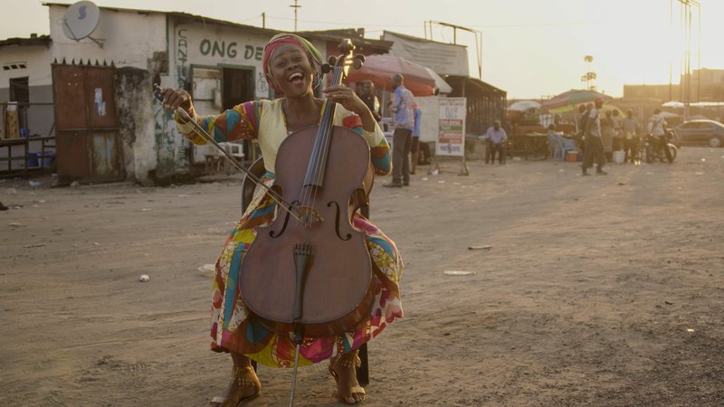 Cellistin Jose?phine Nsimba in Kinshasa. – Bild: tagesschau24 Cellistin Jose?phine Nsimba in Kinshasa. – Bild: tagesschau24