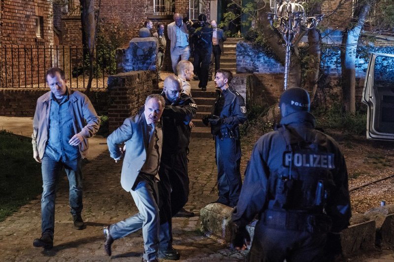 Passagier 23 – Bild: MG RTL D /​ Wolfgang Ennenb