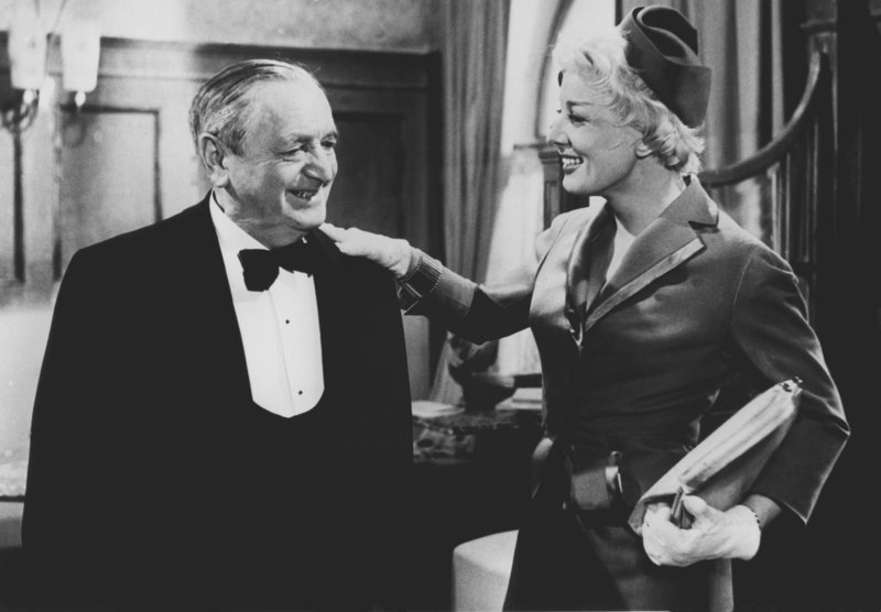 Ober, zahlen – Bild: ORF