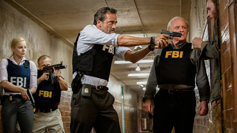 (v.l.n.r.) Katherine Cowles (Abbie Cornish); Joe Merriwether (Jeffrey Dean Morgan); John Clancy (Anthony Hopkins); Linus Harp (Joshua Close) – Bild: Puls 4 (v.l.n.r.) Katherine Cowles (Abbie Cornish); Joe Merriwether (Jeffrey Dean Morgan); John Clancy (Anthony Hopkins); Linus Harp (Joshua Close) – Bild: Puls 4