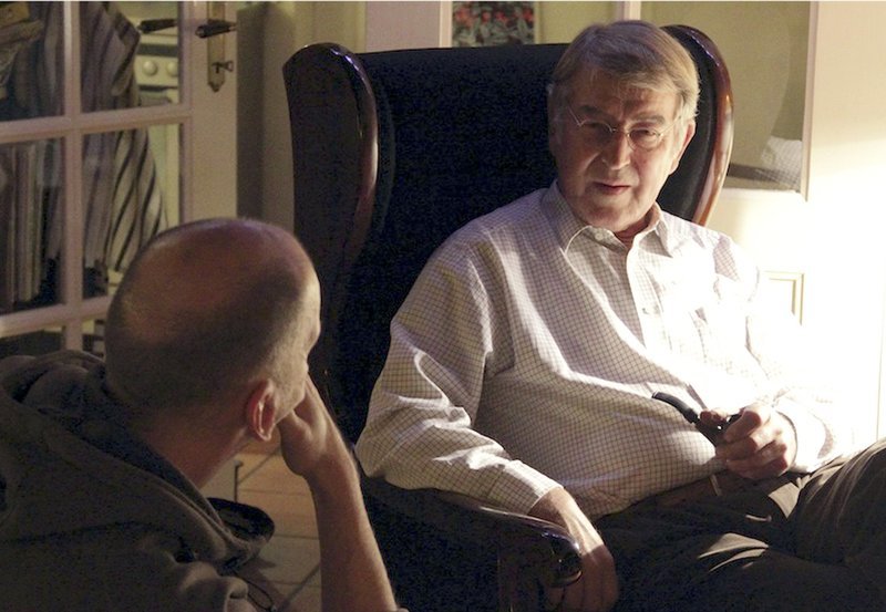 MDR Fernsehen EXAKT – DIE STORY, „Der Fluch der Arkona“, am Dienstag (30.08.11) um 20:45 Uhr.
Für den Film interviewte Autor Axel Friedrich auch den SPD-Politiker Norbert Gansel zu dubiosen Hintergründen warum die Arkona zum DDR-Schiff wurde. – Bild: „Bild: MDR/Hoferichter & Jacobs/ MDR Fernsehen EXAKT – DIE STORY, „Der Fluch der Arkona“, am Dienstag (30.08.11) um 20:45 Uhr.
Für den Film interviewte Autor Axel Friedrich auch den SPD-Politiker Norbert Gansel zu dubiosen Hintergründen warum die Arkona zum DDR-Schiff wurde. – Bild: „Bild: MDR/Hoferichter & Jacobs/