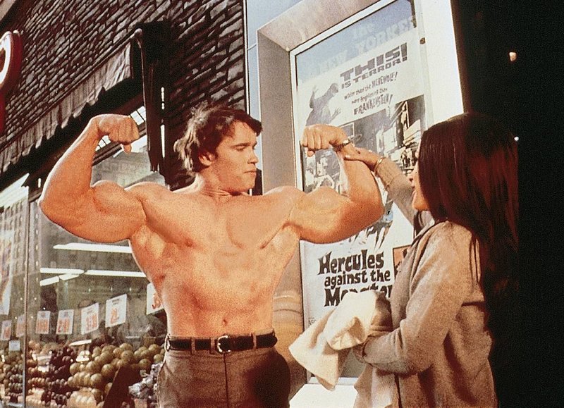 Die Schwarzenegger-Story 00000 In dem Film „Hercules in New York“ begeistert Schwarzenegger die Frauen von New York mit seinem muskulösen Körper. – Bild: Tele 5