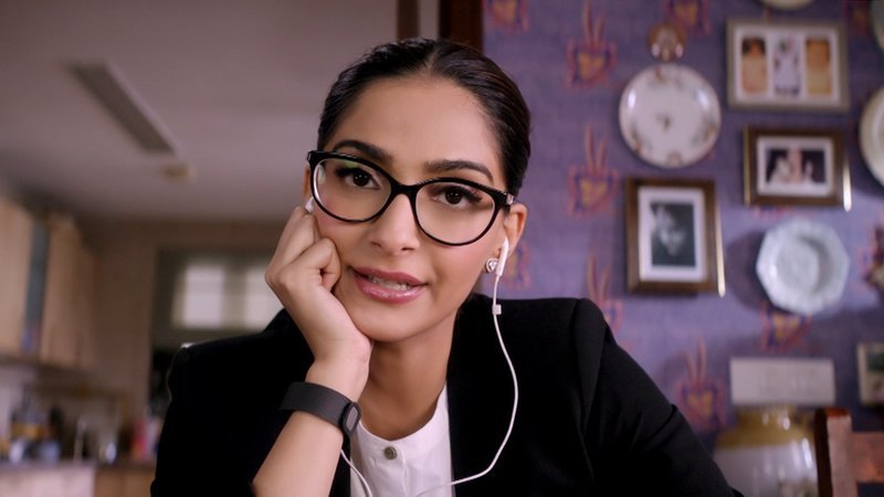 Avni (Sonam Kapoor) – Bild: Zee.One Avni (Sonam Kapoor) – Bild: Zee.One