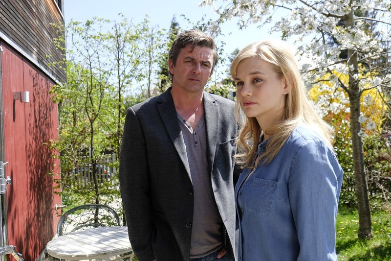 Einer für alle, alles im Eimer – Bild: ORF