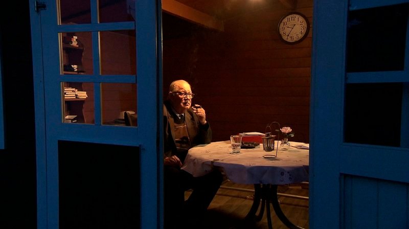 Johannes Kühn in seinem Gartenhäuschen – Bild: SR/​Klaus Hennrich