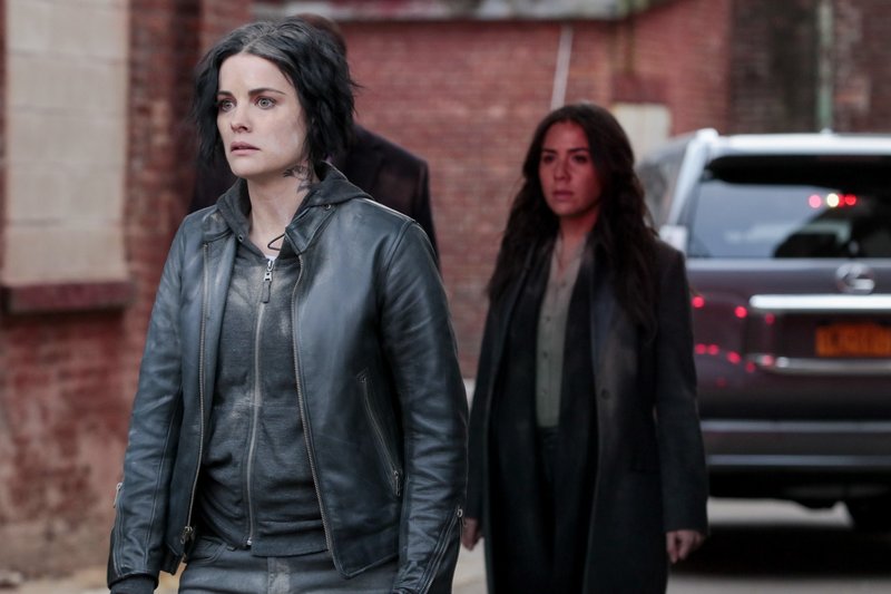 Blindspot S01E15 Die brennende Rose (Older Cutthroat Canyon