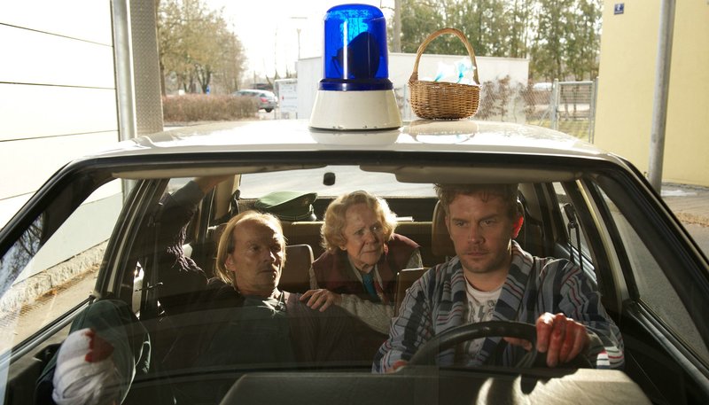 Winterkartoffelknödel – Bild: ARD Degeto/​Constantin Film/​Bernd Schuller