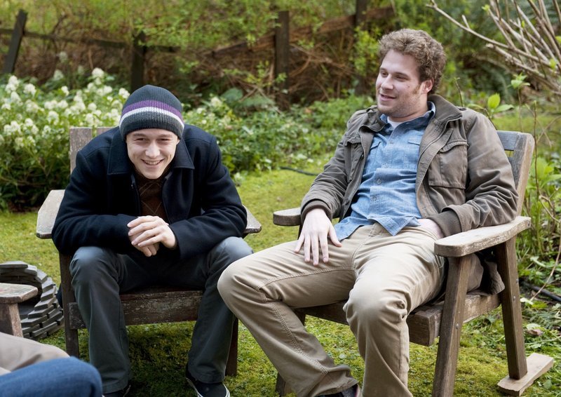 ARD 50/50 – FREUNDE FÜRS (ÜBER)LEBEN (50/50), USA 2011, Regie Jonathan Levine, am Sonntag (25.01.15) um 23:30 Uhr im Ersten Kyle (Seth Rogen) begleitet seinen Freund Adam (Joseph Gordon-Levitt) zu einem Treffen mit anderen Krebspatienten. – Bild: ARD Degeto/2010 Summit Entertainment LLC., All Rights Reserved. ARD 50/50 – FREUNDE FÜRS (ÜBER)LEBEN (50/50), USA 2011, Regie Jonathan Levine, am Sonntag (25.01.15) um 23:30 Uhr im Ersten Kyle (Seth Rogen) begleitet seinen Freund Adam (Joseph Gordon-Levitt) zu einem Treffen mit anderen Krebspatienten. – Bild: ARD Degeto/2010 Summit Entertainment LLC., All Rights Reserved.