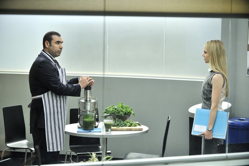 Suits (US) S02E13 Zane Vs. Zane (Zane Vs. Zane) fernsehserien.de