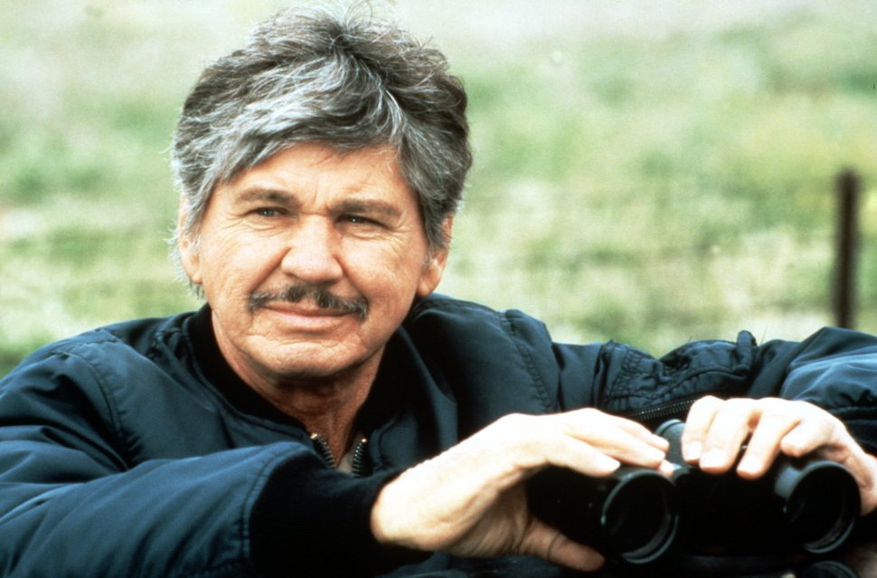 Sicherheitsagent Jay Killian (Charles Bronson) ist ein altgedienter Haudegen, der schon so manchem seiner Kunden das Leben retten musste… – Bild: Cannon Films Lizenzbild frei
