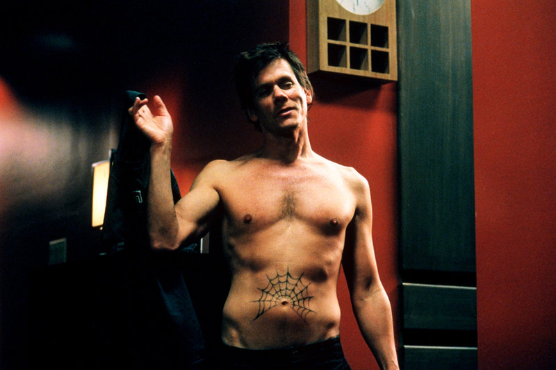 Entführer Joe (Kevin Bacon) sieht sich bald mit einer Reihe unerwarteter Probleme konfrontiert. – Bild: Telepool Entführer Joe (Kevin Bacon) sieht sich bald mit einer Reihe unerwarteter Probleme konfrontiert. – Bild: Telepool