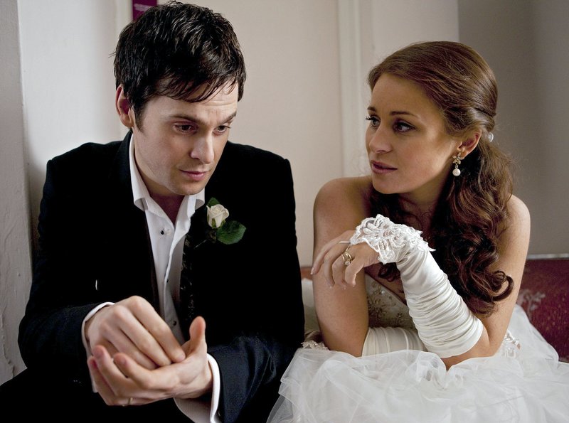 Zwei Hochzeiten und ein Liebesfall – Bild: WDR/​Degeto