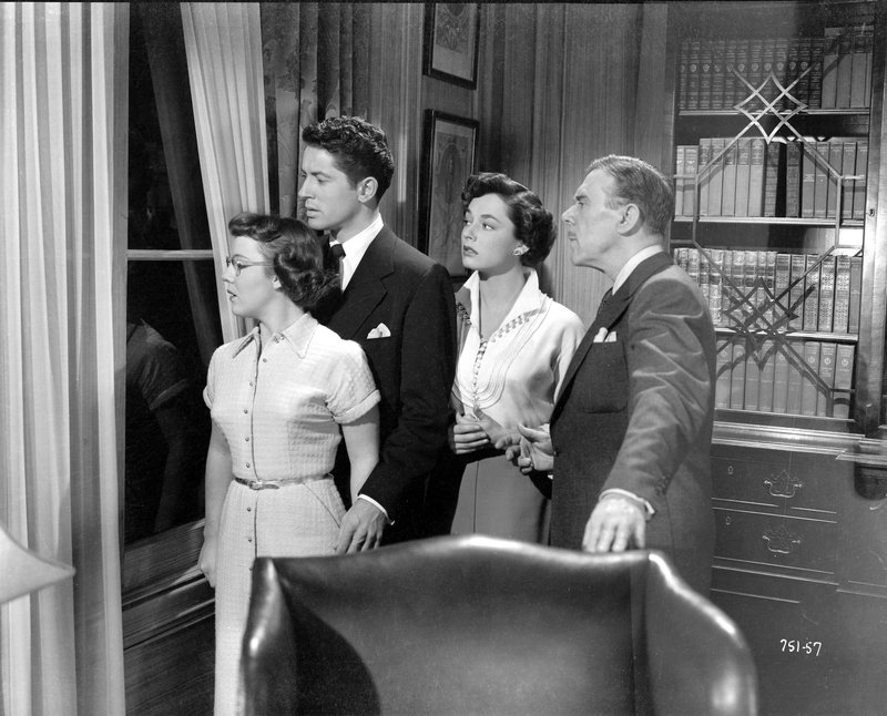 Der Fremde im Zug – Bild: Warner Bros.