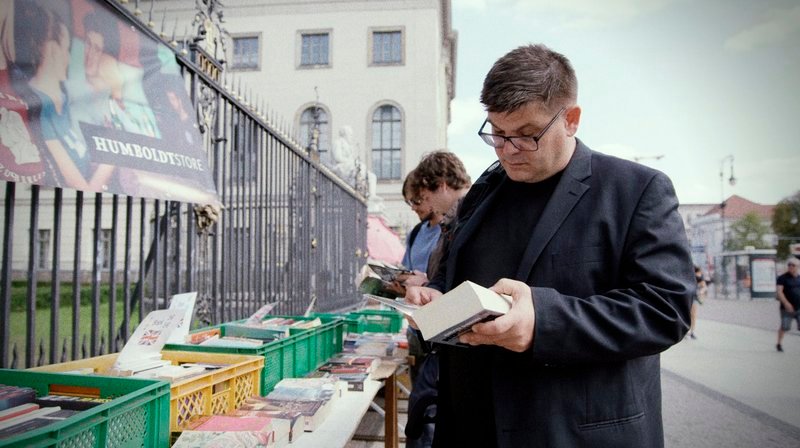 Darf man mit einer Stasi-Vergangenheit ein politisches Amt übernehmen? – Bild: NDR/Populärfilm Darf man mit einer Stasi-Vergangenheit ein politisches Amt übernehmen? – Bild: NDR/Populärfilm