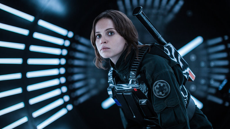 Rogue One: A Star Wars Story Felicity Jones als Jyn Erso SRF/TM & – Bild: SRF2 / ©Lucasfilm Ltd. Rogue One: A Star Wars Story Felicity Jones als Jyn Erso SRF/TM & – Bild: SRF2 / ©Lucasfilm Ltd.