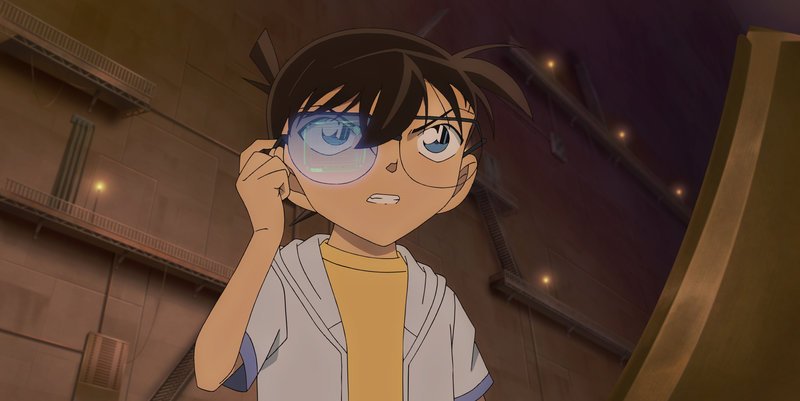 Als Conan (Bild) und seine Freunde im Tôto-Aquarium auf eine mysteriöse Fremde treffen, die sich offensichtlich an nichts erinnern kann, ahnen sie nicht, wer sie in Wirklichkeit ist … – Bild: 2016 GOSHO AOYAMA /​ DETECTIVE CONAN COMMITTEE All Rights Reserved