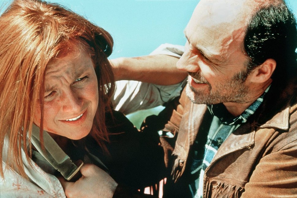 Ist der Stiefvater der Mörder…? – Sandy (Sophie Heathcote) und Archie (Nicholas Bell) – Bild: MDR / SR / Greg Noakes