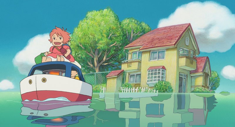 Ponyo hat Sosukes Spielzeugboot groß gezaubert, die beiden schippern los. – Bild: ZDF/​Hayao Miyazaki