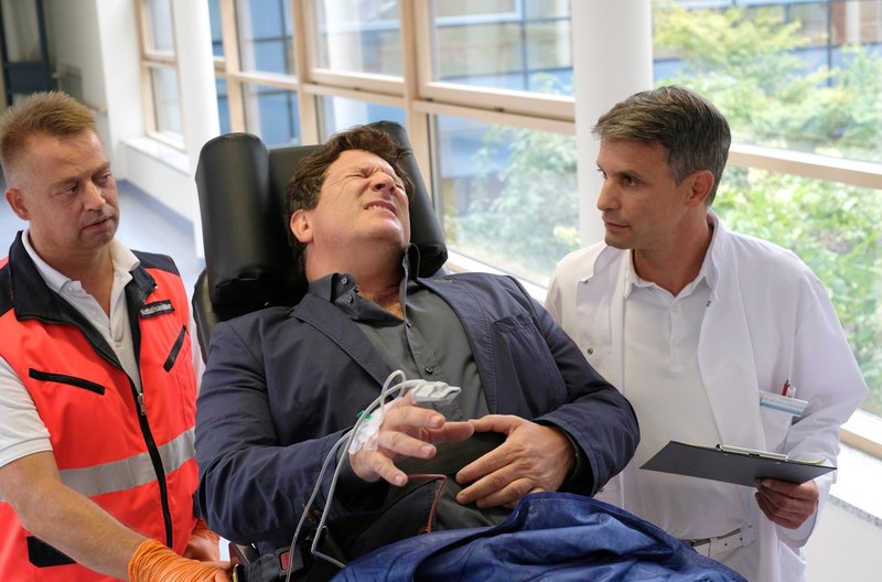 Familie Dr. Kleist S08E14 Fünf vor Zwölf fernsehserien.de