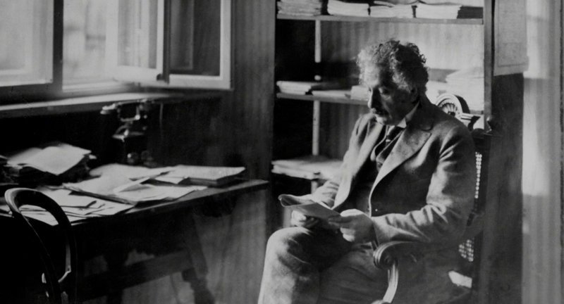 Albert Einstein. – Bild: ZDF und Autentic