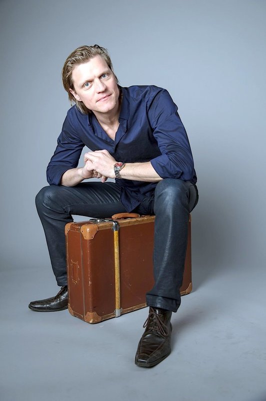 Die Kabarett-WG – Bild: ORF /​ Don’t Panic – Axis